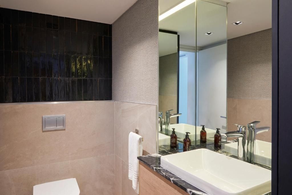 Selene Penthouse (15)